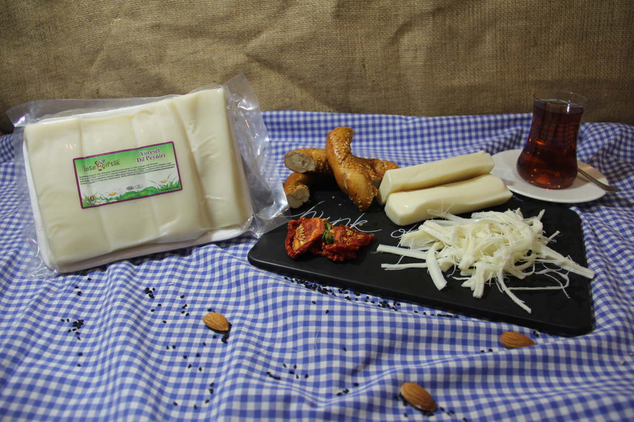 DİL PEYNİRİ 500 GR